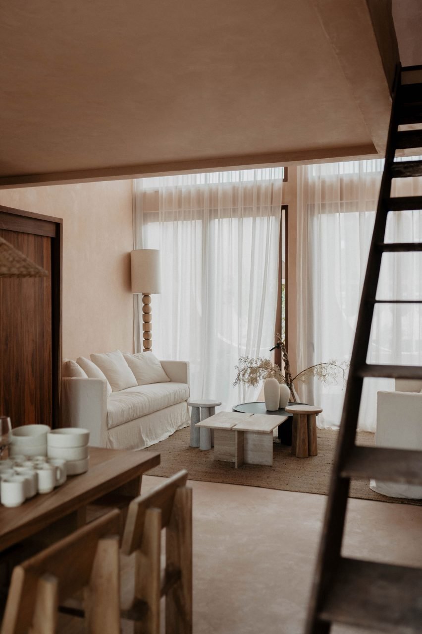 Interior of the Babel housing in Mexico by V Taller