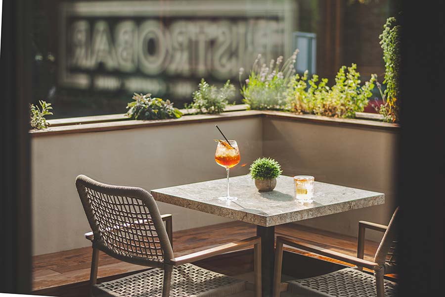Bistro Bar