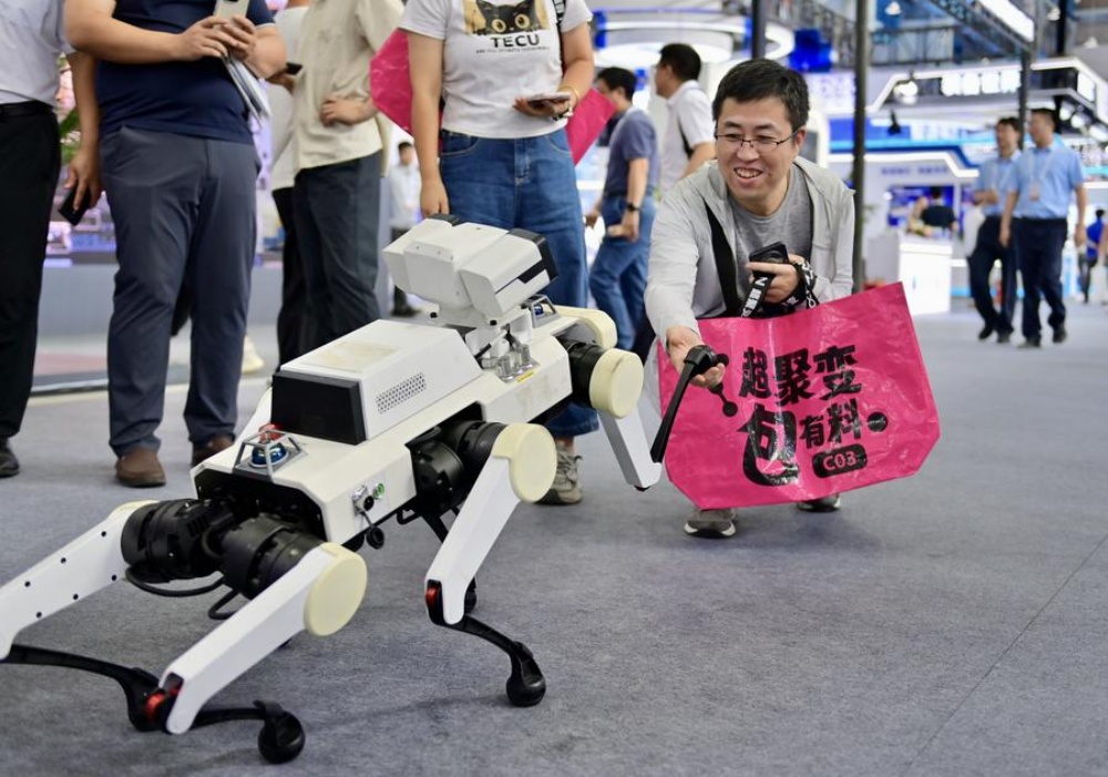 China unveils brain-inspired AI for next-gen efficient computing