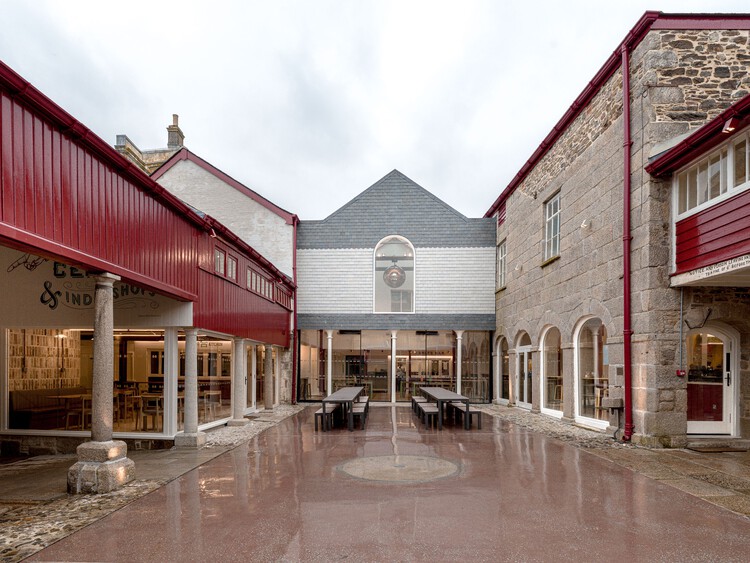 Buttermarket into Community Hub / Thread - Exterior Photography, Concrete