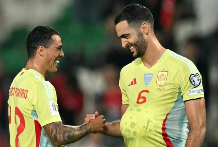 Bangkok Post - Super Spain hit six as Germany get first World Cup qualifying win