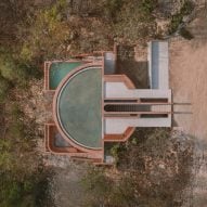 Casa Tobi by Espacio 18 Arquitectura