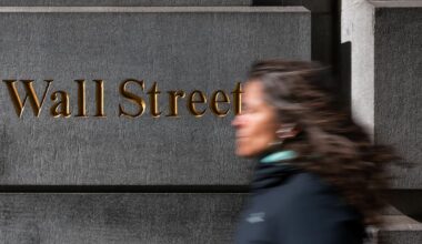Wall Street higher ahead of jobs data while London stocks stage recovery