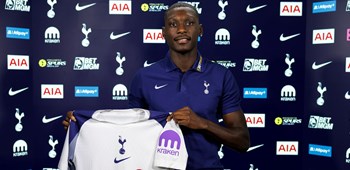 Randal Kolo Muani arrives on loan from Paris Saint-Germain