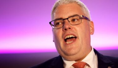 Robinson defends devolution as he warns against consequences of direct rule - London Evening Standard