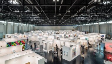 Ukraine-Russia war remains front and centre for Viennacontemporary fair exhibitors - The Art Newspaper