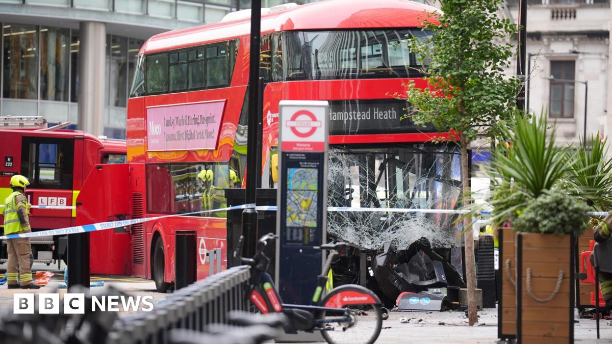 London bus crash latest: Pedestrians injured in bus collision in Victoria