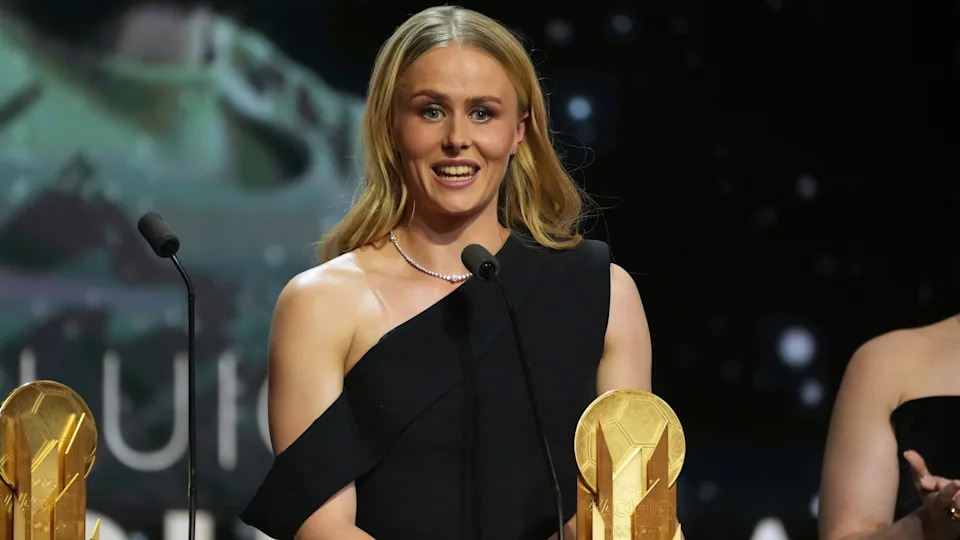 Hannah Hampton wins best women’s goalkeeper in the world.<span class="mjYl8"> Credit: AP</span>