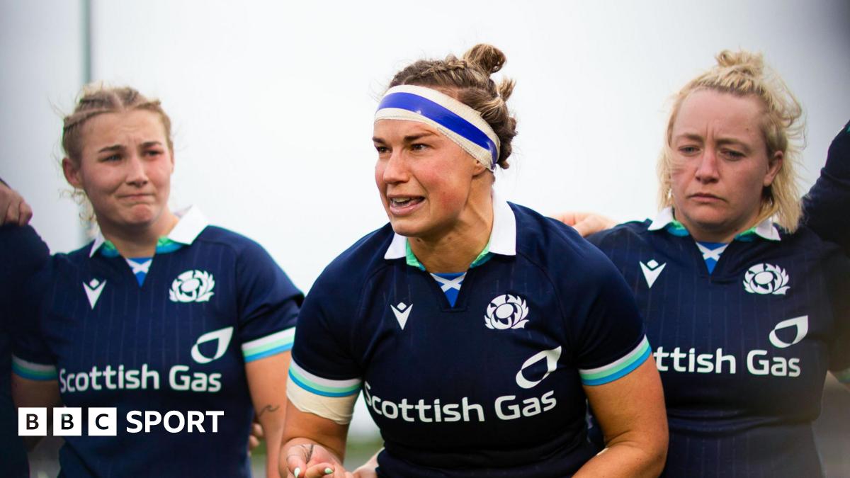 Rachel Malcolm leads a team talk