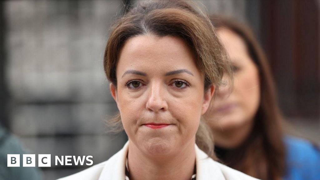 NI Executive a 'laughing stock' over Irish language row