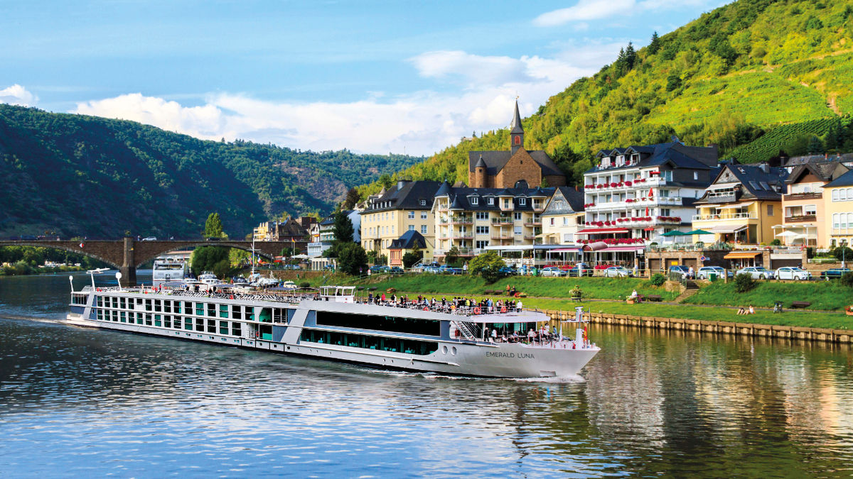 Emerald Cruises Opens Pre-Bookings for 2027 European River Collection