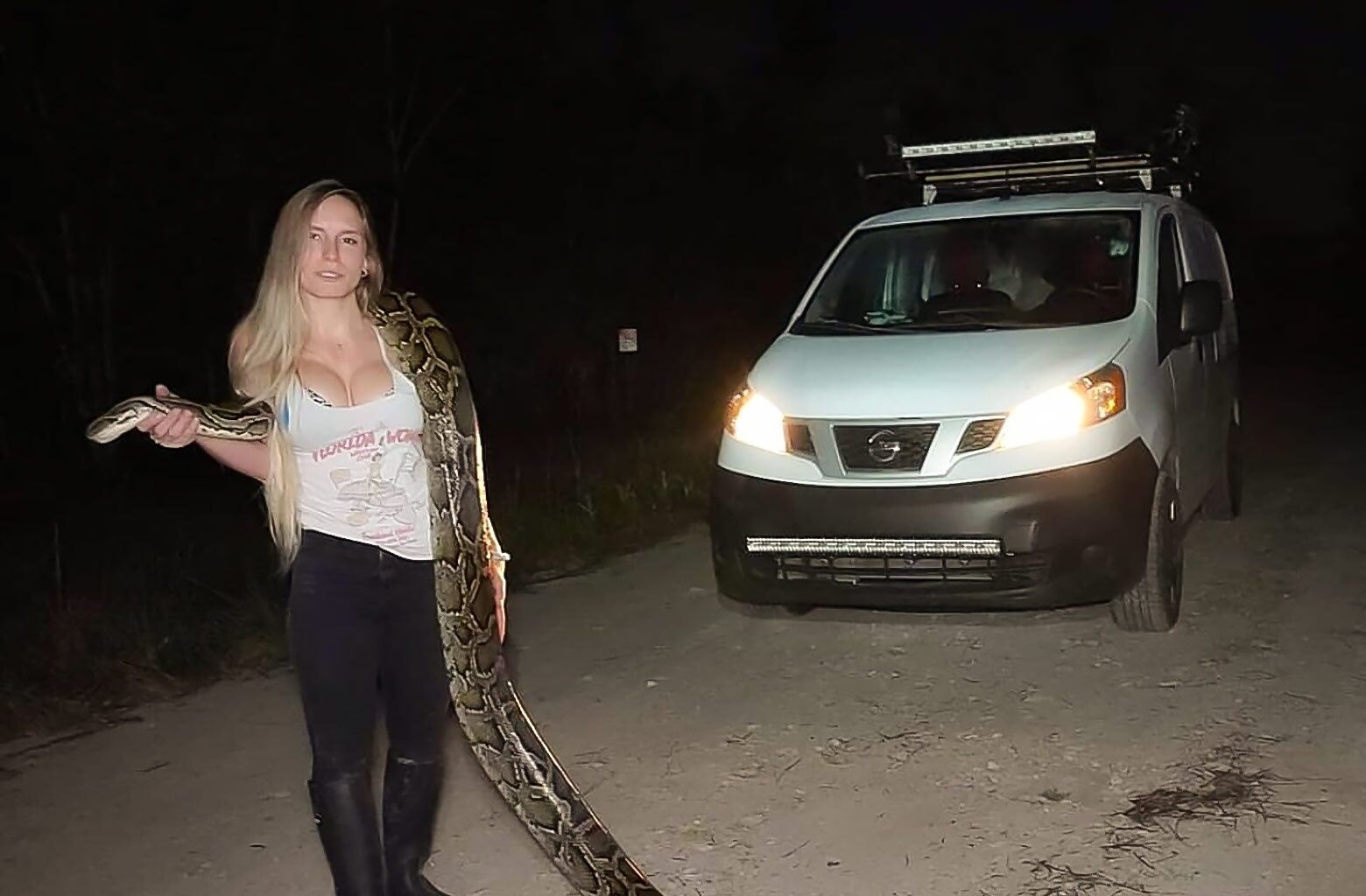 What it’s like to catch 60 pythons with your bare hands.