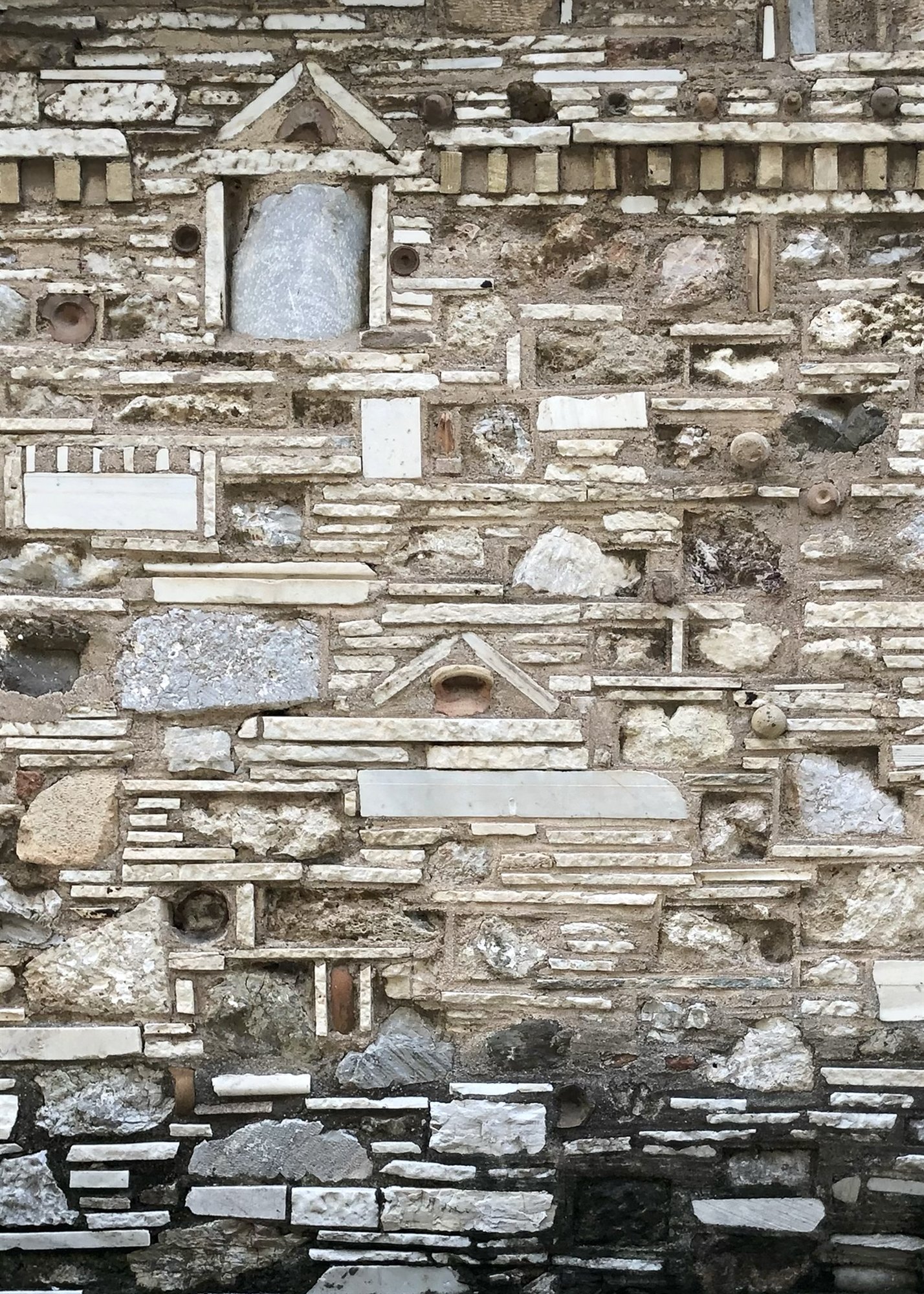 spanish-curators-bring-exhibition-on-dimitris-pikionis-to-greece4