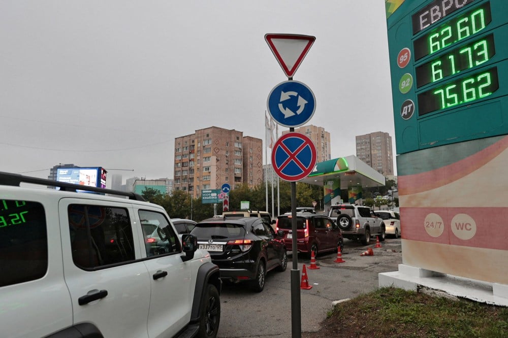 Putin's Fear of an Economic Crisis Offers Sanctions Leverage for the West