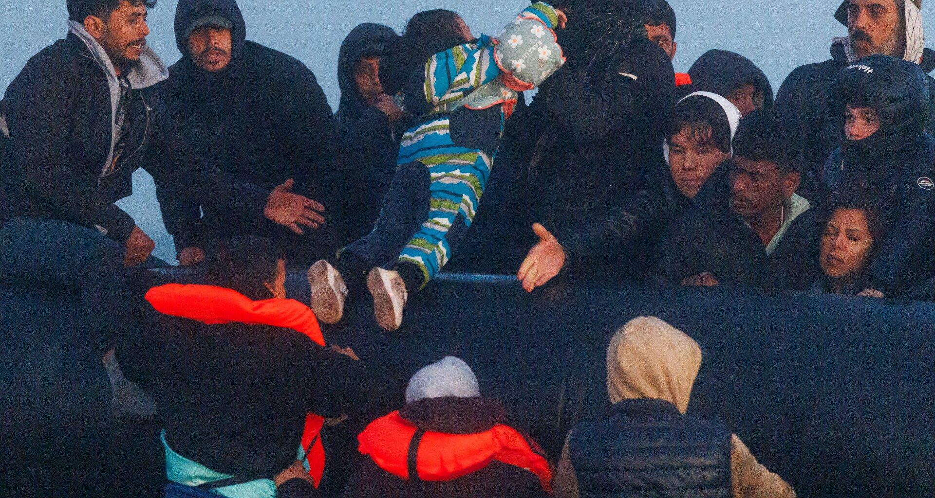 How effective is UK’s one-in-one-out migrant deal with France so far? | Human Rights News