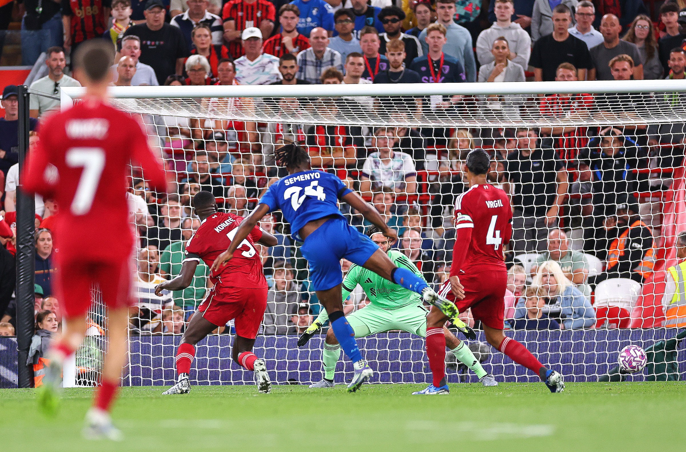 LIVERPOOL, ENGLAND - AUGUST 15: Antoine Semenyo of Bournemouth scores a goal to make it 2-2 during the Premier League match between Liverpool and Bournemouth at Anfield on August 15, 2025 in Liverpool, England. (Photo by Robbie Jay Barratt - AMA/Getty Images)