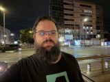 Apple iPhone 17: 12MP selfie camera low-light samples - f/1.9, ISO 800, 1/8s - Apple iPhone 17 review