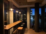 Low-light samples, main camera (1x), 24MP - f/1.8, ISO 800, 1/33s - Apple iPhone 17 Pro Max review