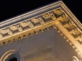 Low-light samples, telephoto camera (8x) - f/2.8, ISO 1600, 1/25s - Apple iPhone 17 Pro Max review