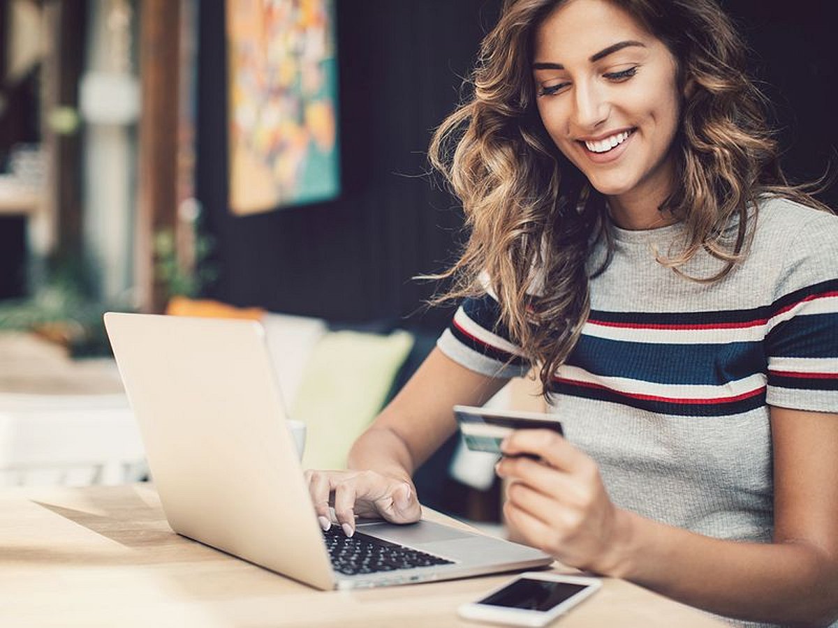 7 reasons UAE residents are switching to digital remittances