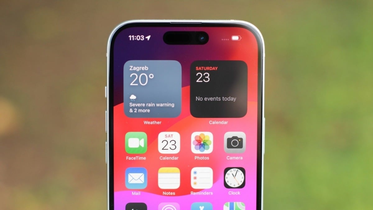 How to clear cache on iPhone — updated for 2025