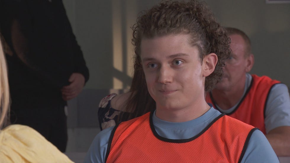 tom cunningham and peri lomax in hollyoaks