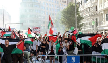 Spain's political class spars over chaotic Vuelta finale