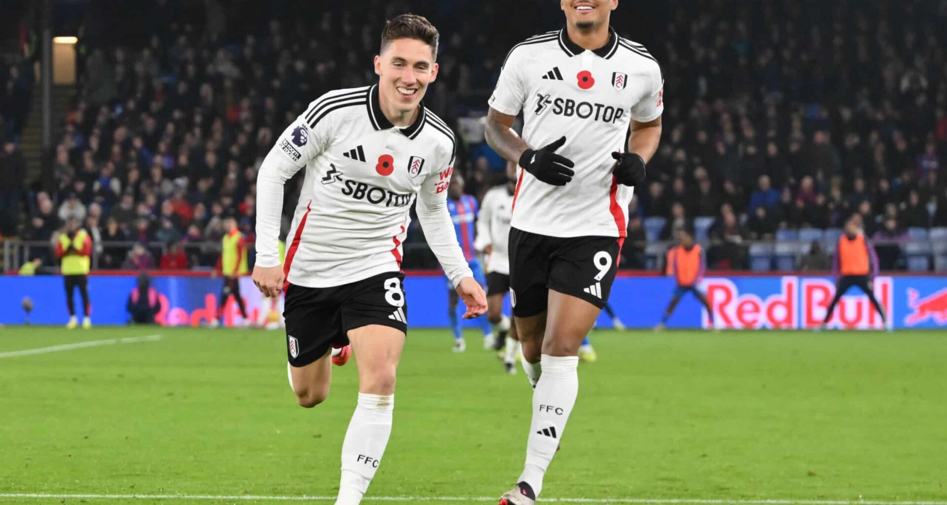 Leeds United 'in talks' to Sign Fulham Forward in Deadline Day Move