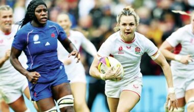 Ellie Kildunne breaks through to score England’s fourth try