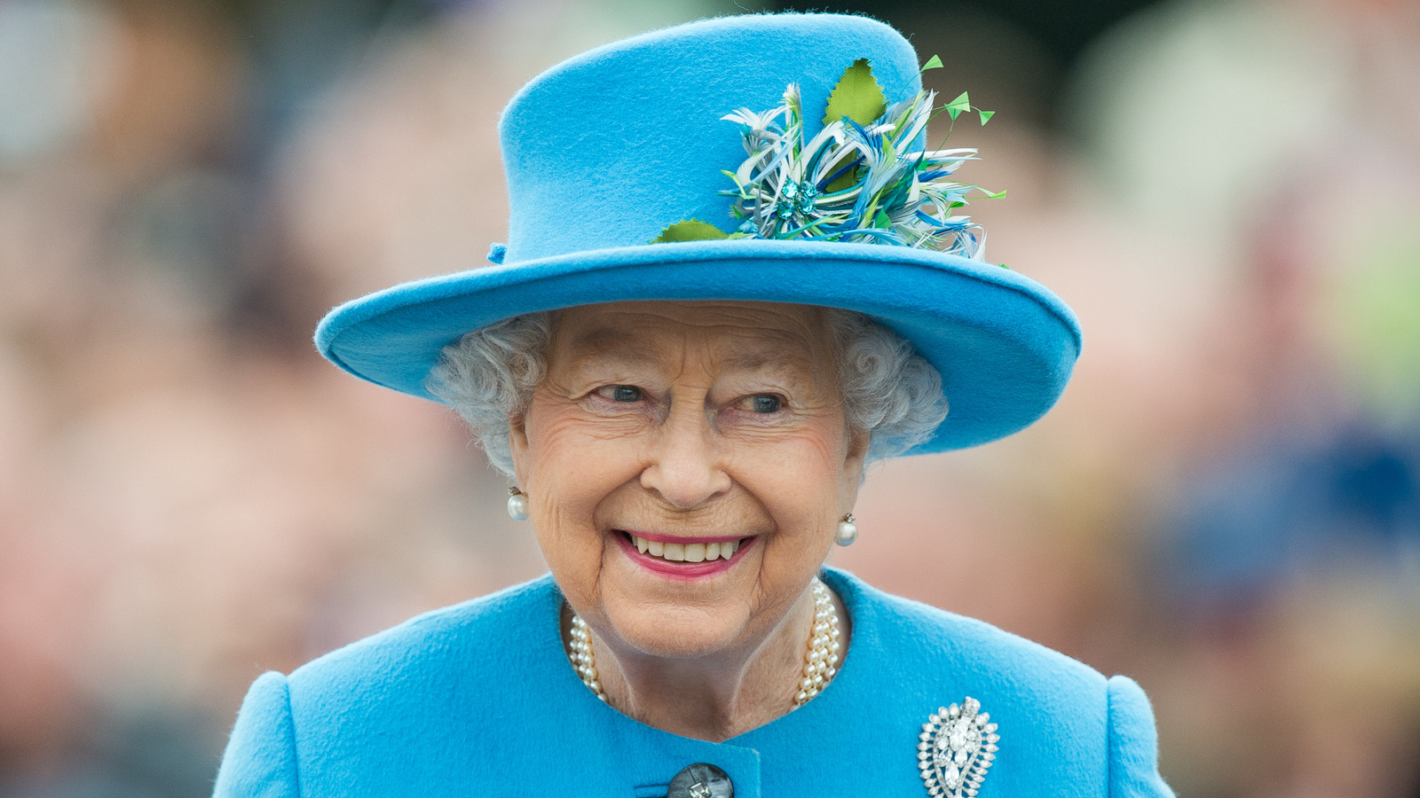 The Lemon 'Secret Drink' Queen Elizabeth Loved Was Crafted And Bottled Behind Palace Doors