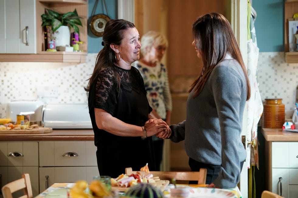 Lily Slater, Zoe Slater, EastEnders lily slater, zoe slater, eastenders