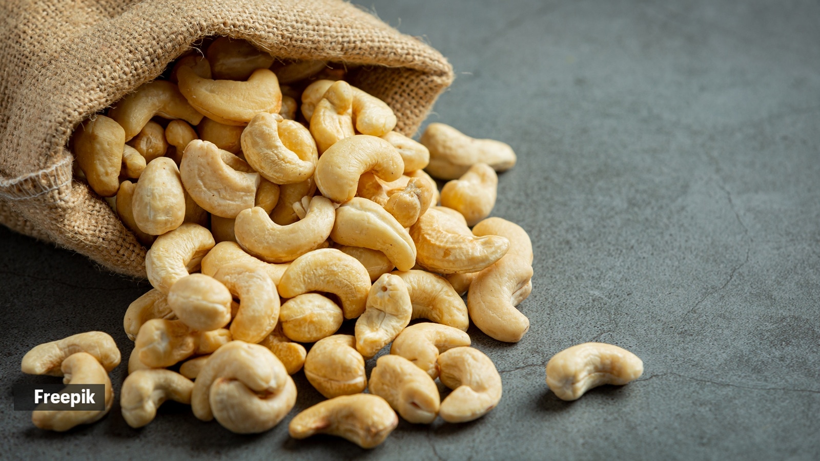 cashews
