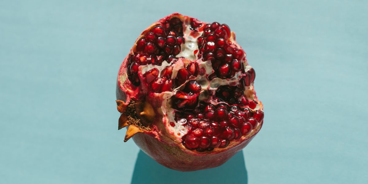 Pomegranate Nutrition Facts - Health Benefits And Cooking Tips