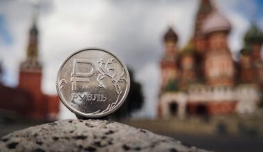 Russia cuts interest rates again but frictions with government remain – POLITICO