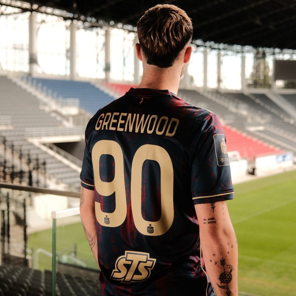 Greenwood will wear the No.90 for his new club