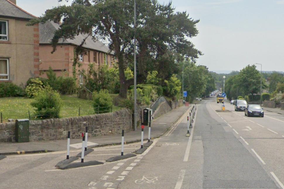 Edinburgh cycle lane