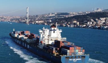 Exports shipped from Israel credit: Shutterstock