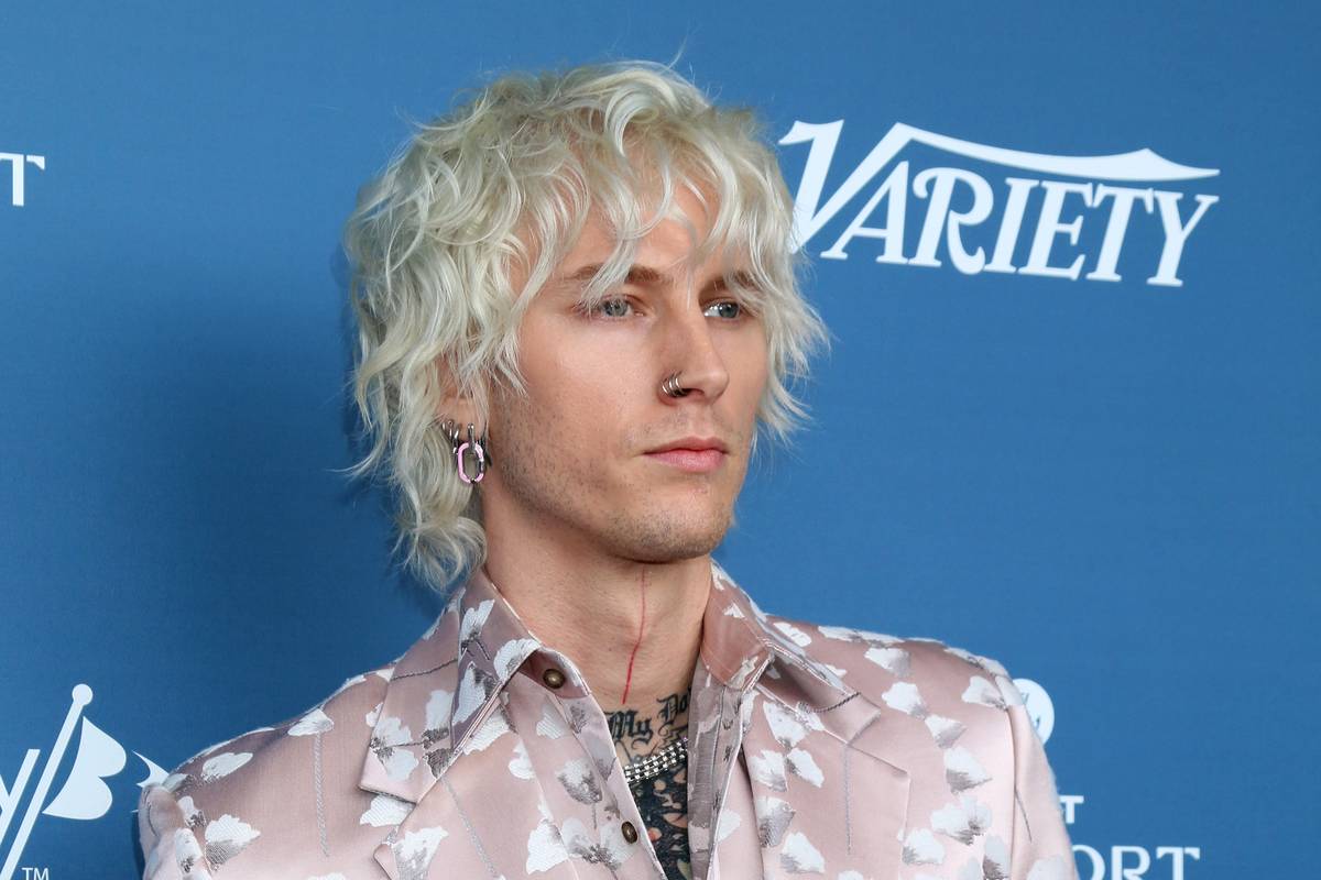 Machine Gun Kelly Announces Huge Manchester Show As Part Of World Tour
