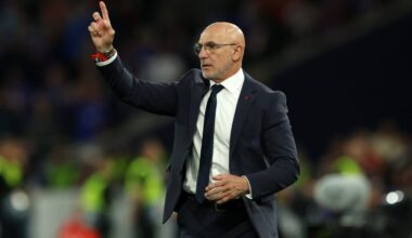 STUTTGART, GERMANY - JUNE 05: Luis de la Fuente, Manager of Spain, reacts during the UEFA Nations League 2025 semifinal match between Spain and France at Stuttgart Arena on June 05, 2025 in Stuttgart, Germany. (Photo by Alexander Hassenstein/Getty Images)