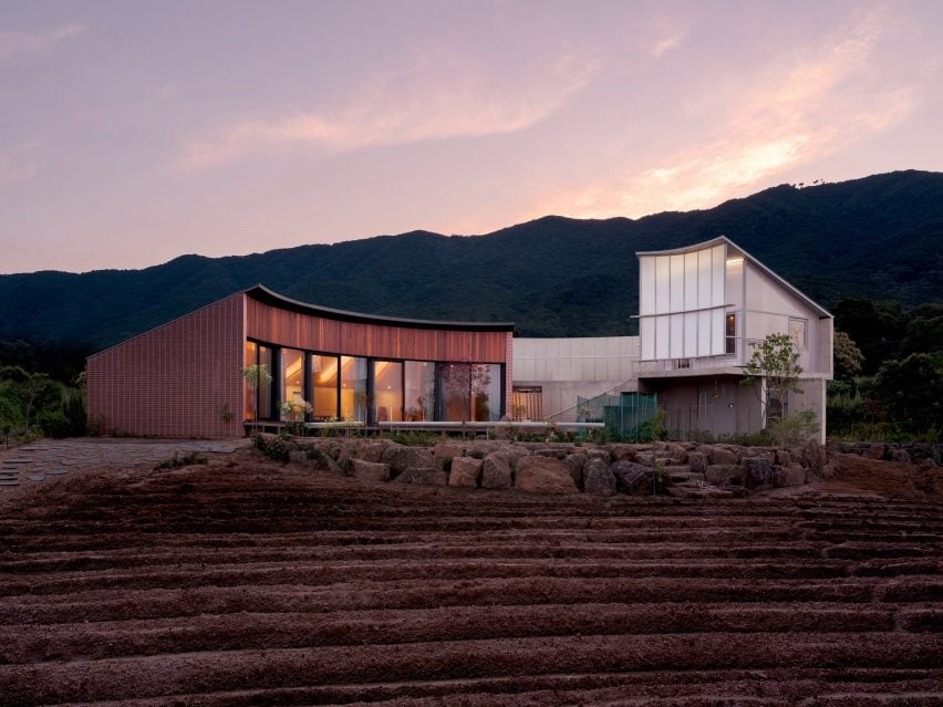 View towards Pojeon House near Seoul