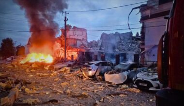 Ukraine says 4 killed, over 70 injured in large-scale Russian airstrike, mainly targeting Kyiv