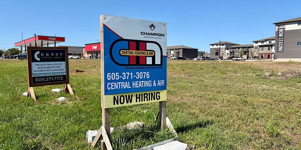 Local unemployment rate dips to 1.7 percent