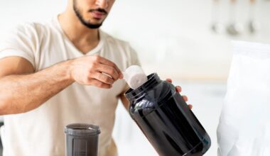 5 Things You Should Never Mix With Creatine, According to Nutrition Experts