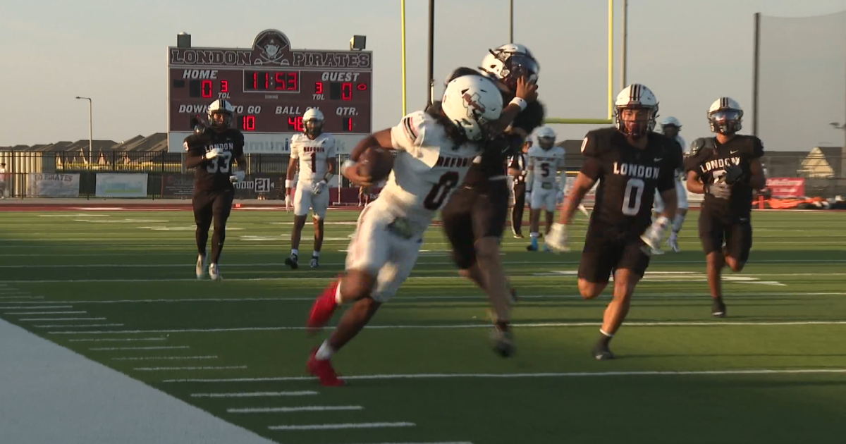 Refugio runs all over London in dominant victory