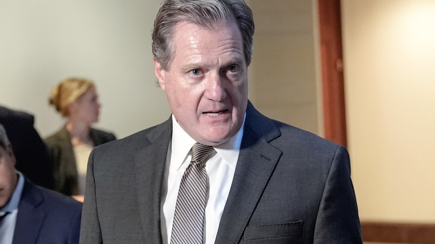 Top US Republican urges vote on Russia sanctions after Ukraine trip