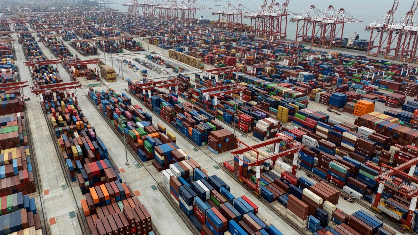 US companies in China expect revenue hit from Trump tariffs