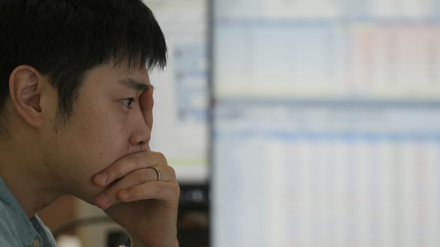 World shares mostly rise as a cut to US interest rates next week looks more certain