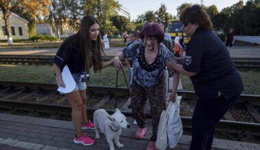 Donetsk residents have tried to stay in their homes but now they're leaving