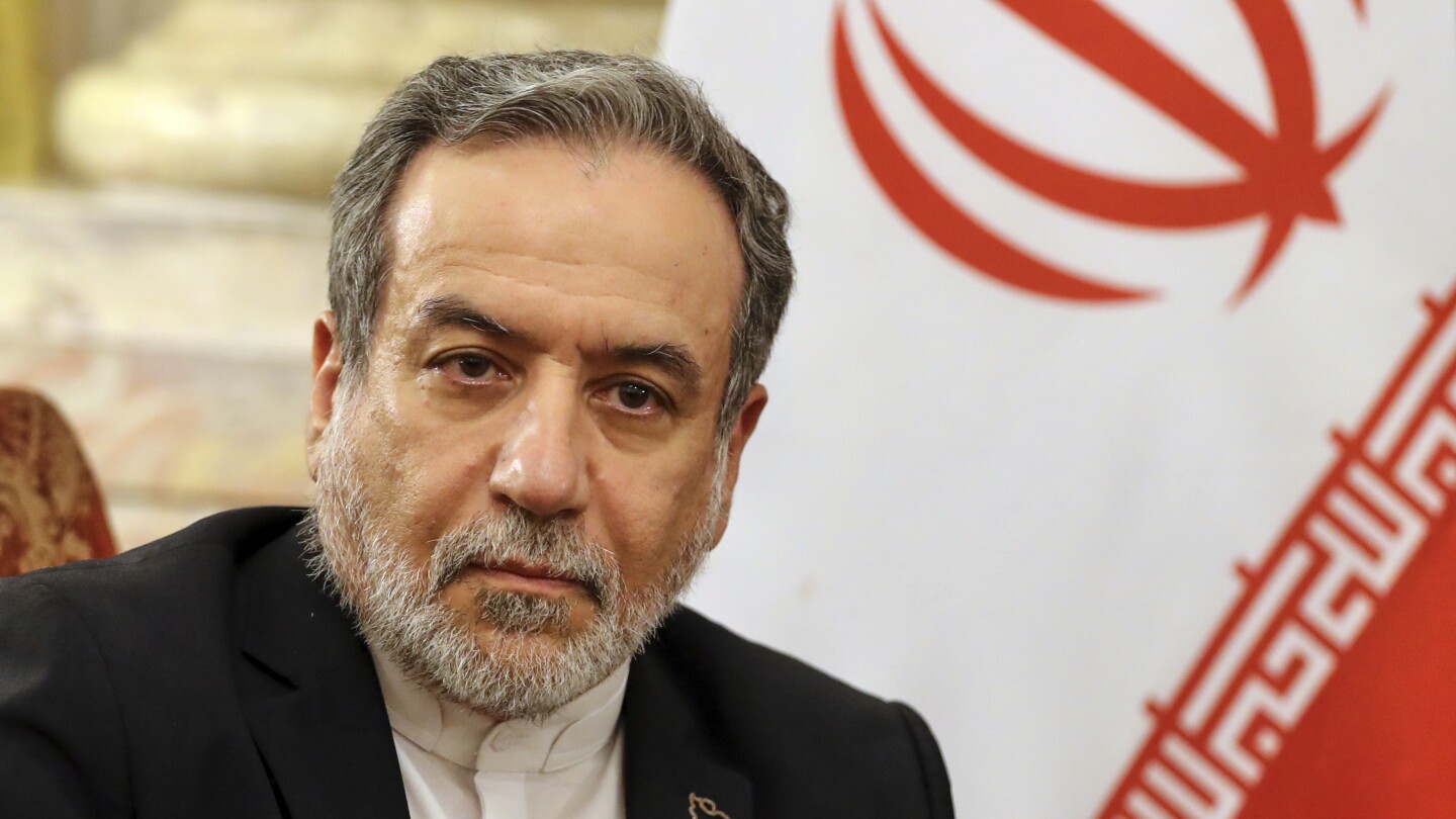 Iran says it expects a swap of prisoners with France in coming days