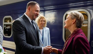 France sends jets to Poland, the UK ramps up sanctions in a signal to Russia not to escalate